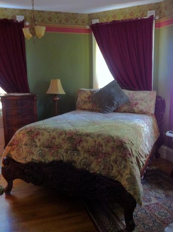Grand Avenue Bed And Breakfast Картедж Номер фото