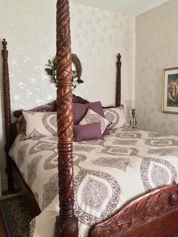 Grand Avenue Bed And Breakfast Картедж Номер фото
