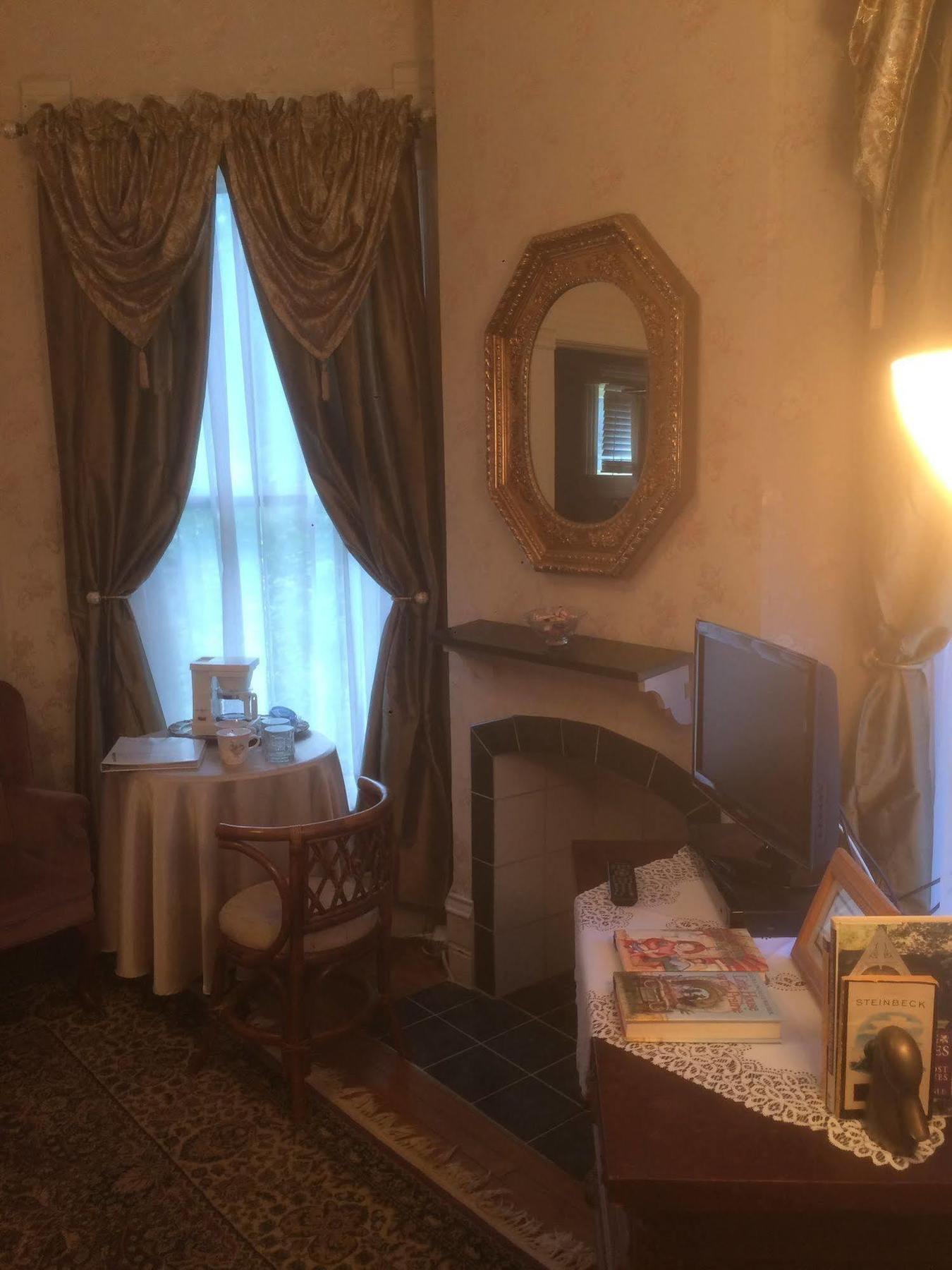 Grand Avenue Bed And Breakfast Картедж Екстер'єр фото